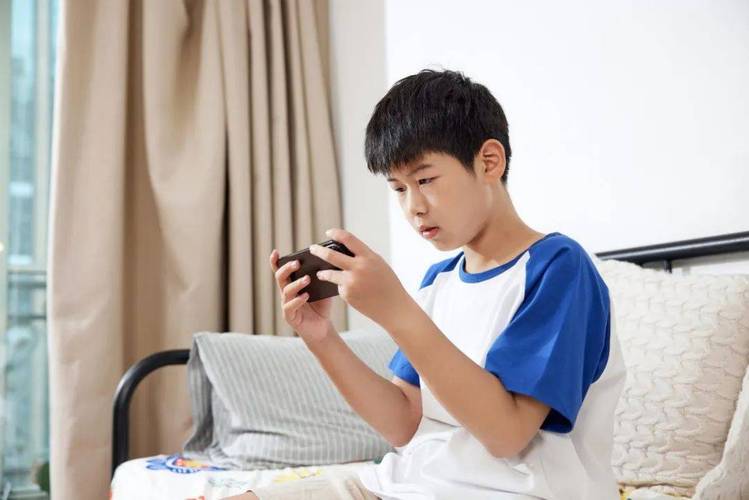 手机依赖戒断指南，教育专家揭秘10个科学戒断法